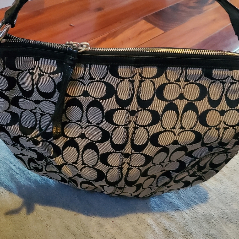 New vintage original coach med bag.